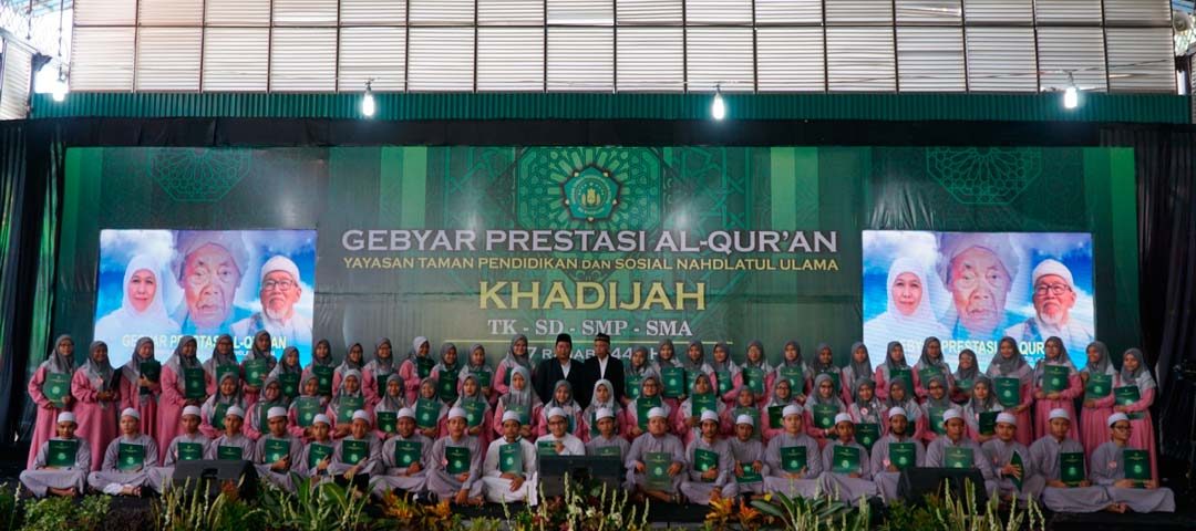 Wisuda-Al-Quran-Yayasan-Khadijah